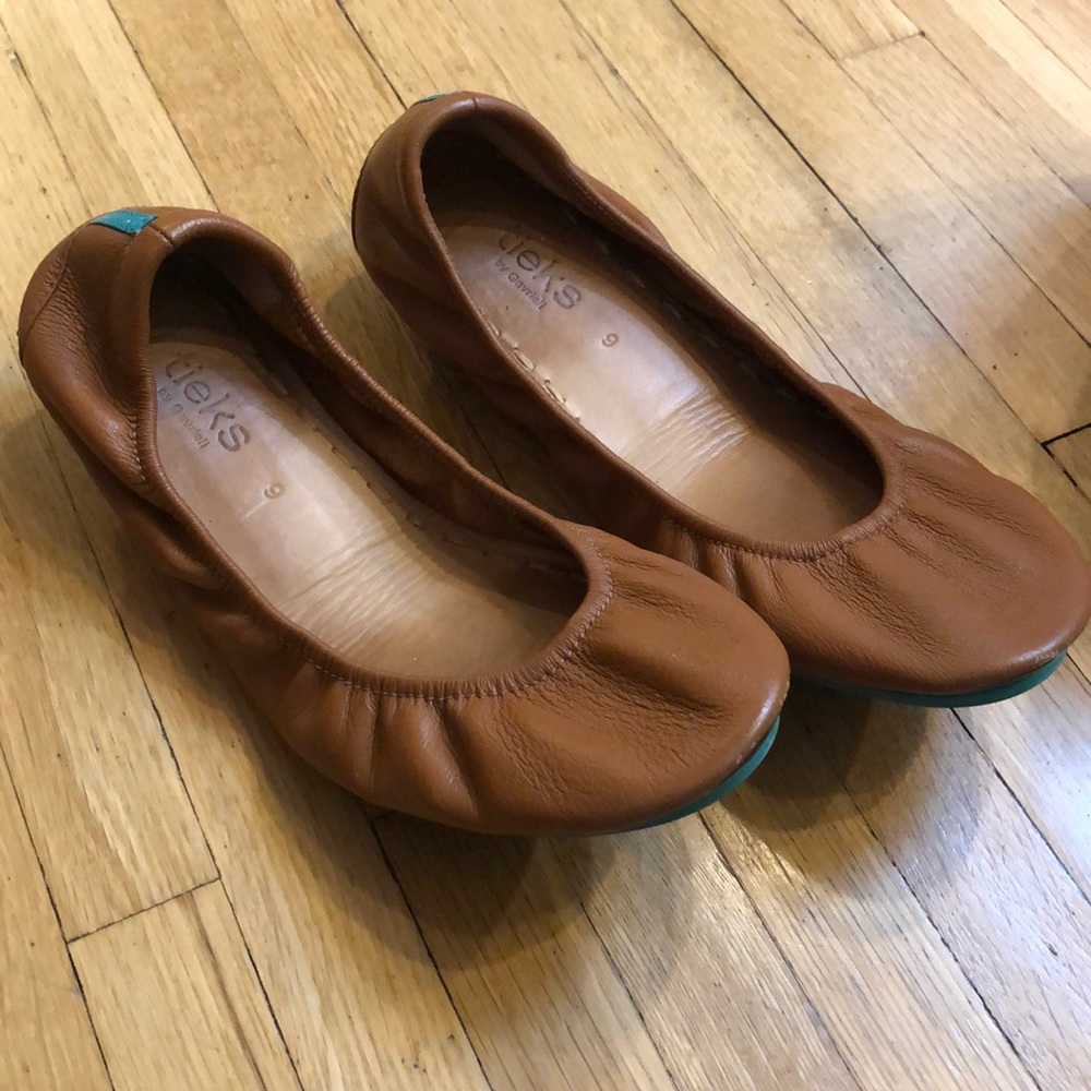 Chestnut Tieks.